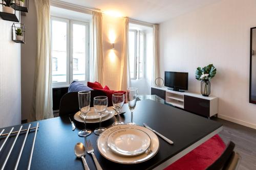 Appartement Logis du Rohan - 38m² cosy, hypercentre Landerneau 2e étage 1 Place Commandant l'Herminier Landerneau