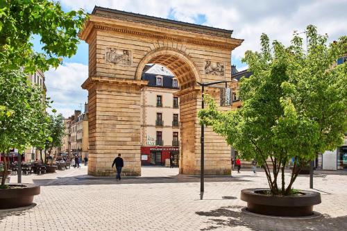 Hôtel Logis Hotel Darcy Dijon Centre Place Darcy Dijon