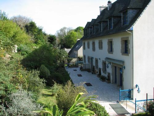 Logis Hotel De La Corniche Brest france