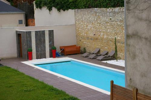 Hôtel Logis Hôtel Le Cheval Noir 27 rue Auclert Descottes Argenton-sur-Creuse