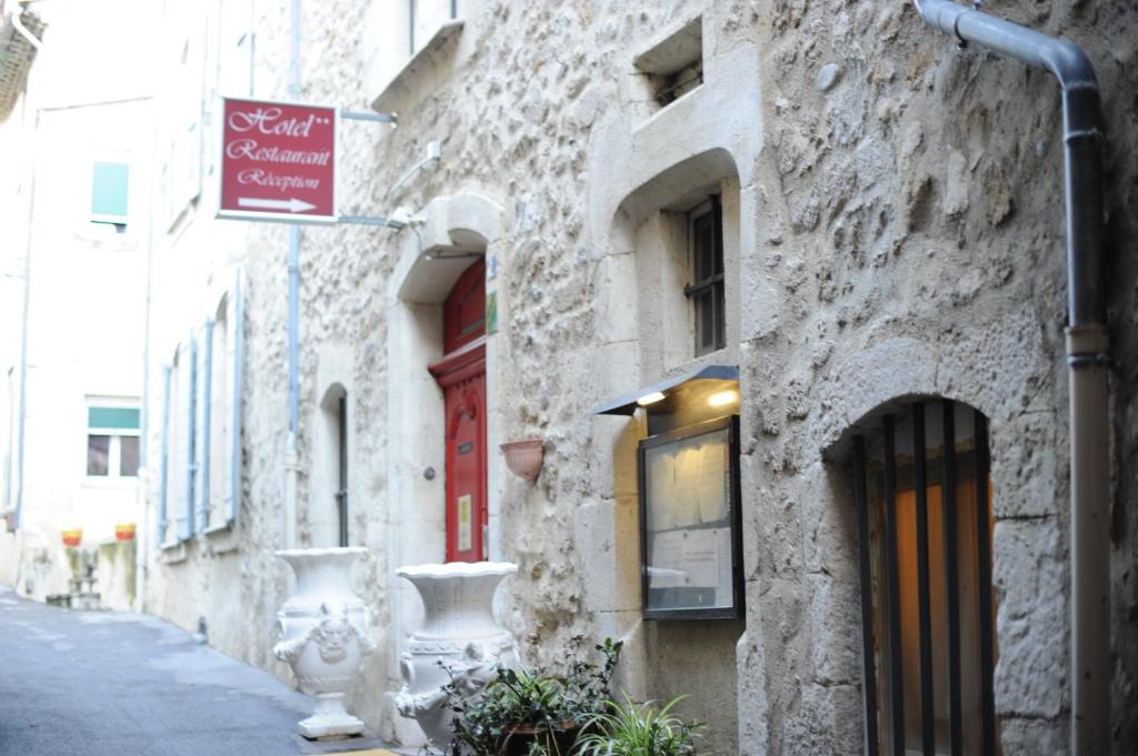 Hôtel Logis Hotel le Prieuré 2 rue Poterne, 07700 Bourg-Saint-Andéol