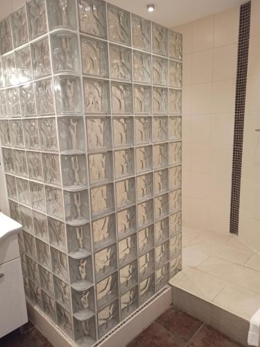 Hôtel Logis Hotel Le Prince Noir 6, Rue de Menjoulan Sérignac-sur-Garonne