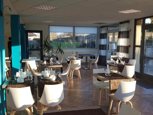 Logis Hotel- Restaurant La Haie Des Vignes Séminaires et Evènementiel Allain france