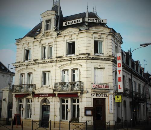 Hôtel Logis Le Grand Hotel 59 rue aristide briand Château-du-Loir