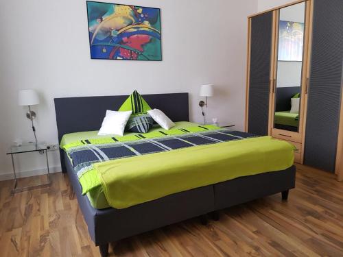 Appartement Lorenz Apartment Birkenstraße 12 1. OG links Hattingen