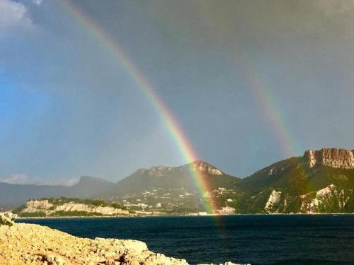 Lou Jas, maison de charme, à 1 km de la mer Cassis france