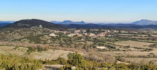 Maisons de vacances Lou Serre en Larzac 6 Route de Soulagets Saint-Michel