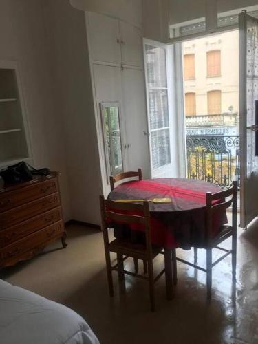 Appartement Louer saisonnier, spécial, cure 46 Avenue du Vallespir Amélie-les-Bains-Palalda