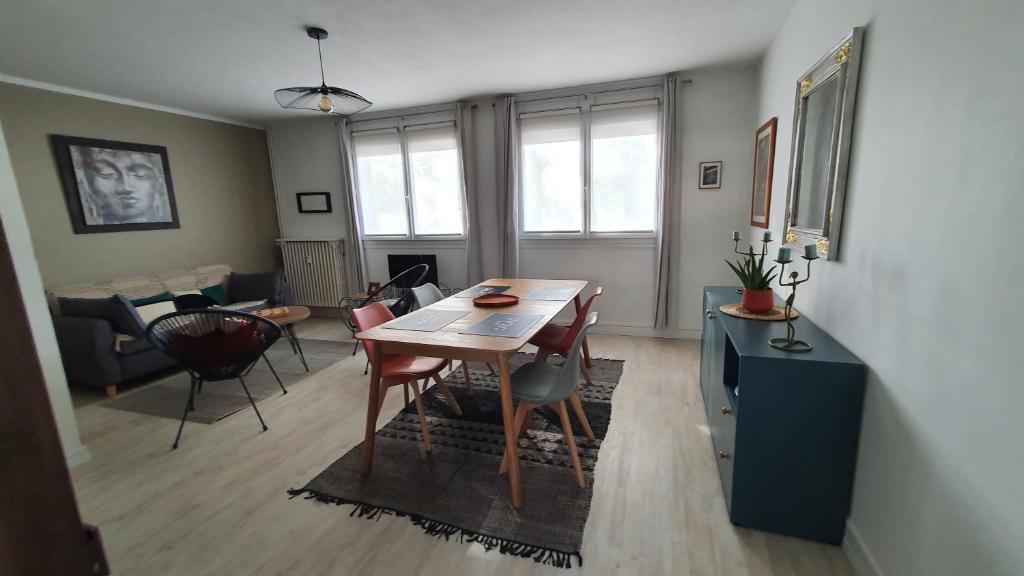 Chambre charme l'infini 13800 Istres
