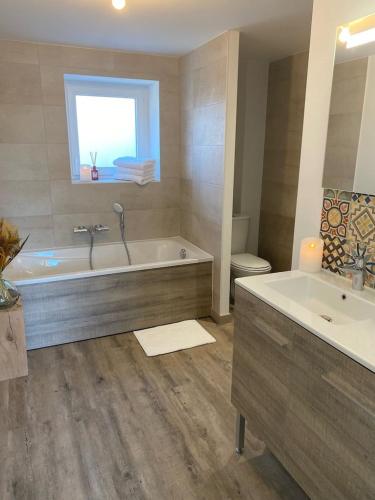 L'Evasion chambre DUNE avec sauna et spa privatifs