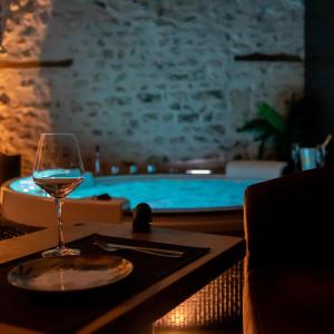 LOVE Suites & SPA \