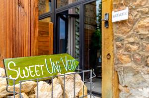 Love hôtel Sweet Uni'vert Jacuzzi terre bandieu 69620 Le Breuil Rhône-Alpes