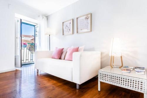 LoveLisbonApartments Alfama Best Balcony Lisbonne portugal