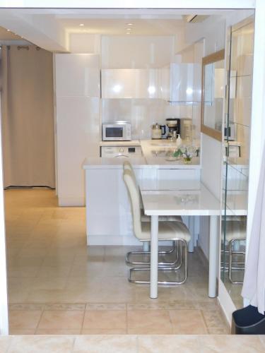 Appartement Lovely 1 Bedroom Boulevard de la Croisette 25 Boulevard de la Croisette Cannes