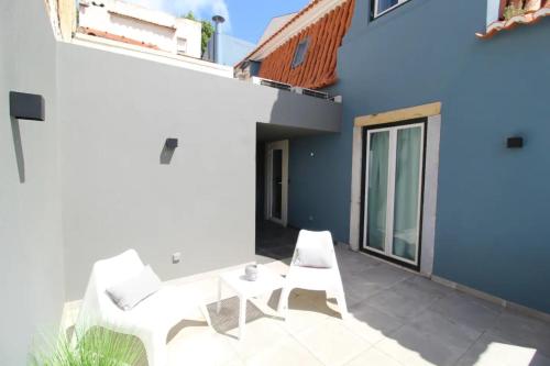 Maison de vacances Lovely 1 Bedroom With Patio in Lisbon  Lisbonne