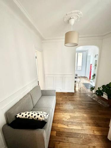 Lovely - 2 bedrooms flat in Saint-Germain-des-Prés Paris france