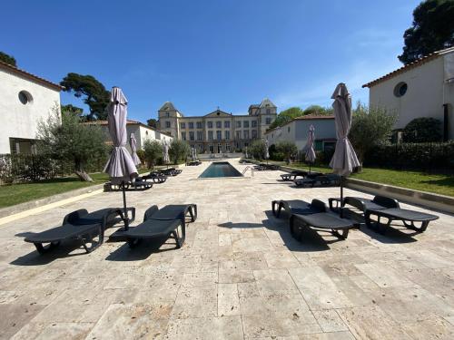 **LOVELY APARTMENT IN THE CASTLE OF LA REDORTE** La Redorte france