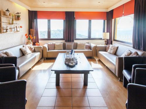 Lovely Holiday Home in Harscheid with Sauna Harscheid allemagne