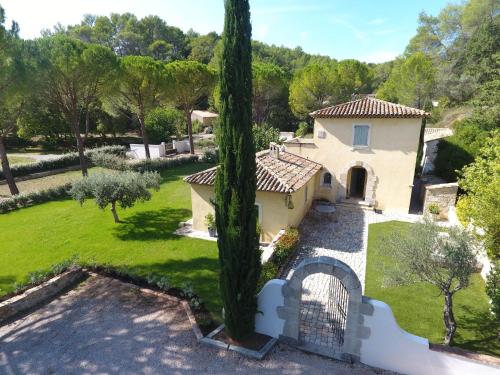Maison de vacances Lovely holiday home in Le Luc provence with private pool  Le Luc