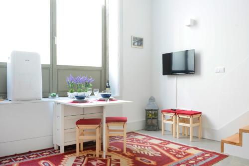 Appartement Lovely Mezzanine in Porto with FREE PARKING Rua Dr. Alves da Veiga, 205, r/c esq frente Porto