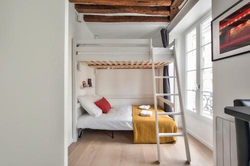 Lovely Mezzanine Studio in the Heart of Paris 3M Paris france