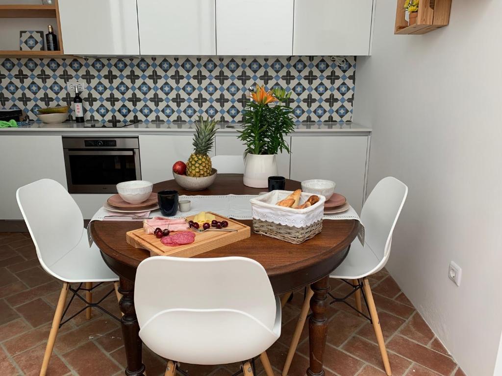 Maison de vacances Lovely town house in the historic center of Tavira Rua Doutor Parreira 86, 8800-346 Tavira