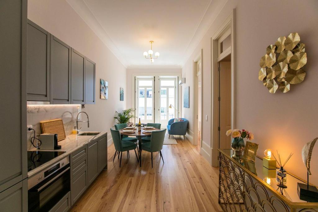 Appartement LovelyStay - 2BR Flat with AC in Duque de Loulé 235 Rua do Duque de Loulé 2ºG, 4000-324 Porto