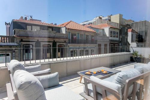 Luminous Premium Loft w/AC & Terrace by LovelyStay Porto portugal