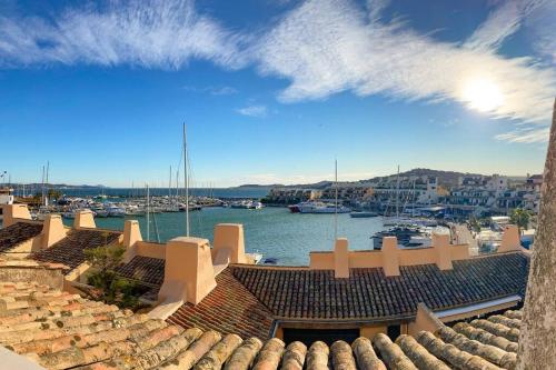 Appartement Luxe Penthouse Les Pieds dans l’eau Saint-Tropez 4 Quai de La Galiote Cogolin