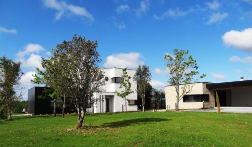 Villa Luxueuse propriété SAINT CIRICE aux vues aériennes 363 Pech de Litière Cahors