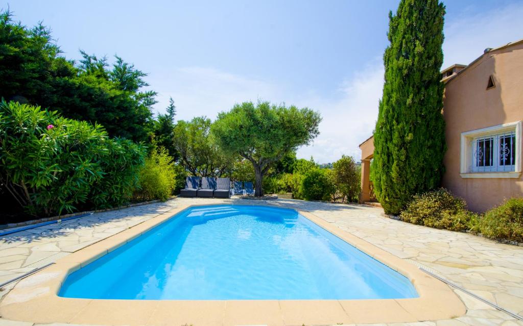 Villa Luxueuse Villa - Golfe de St Tropez 53 rue de l'Amandier, 83120 Sainte-Maxime