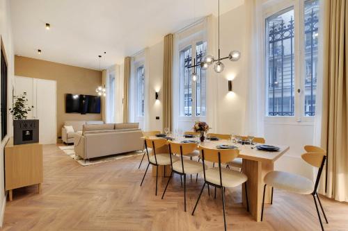 Luxurious apartment 6P2BR - Parc Monceau Paris france
