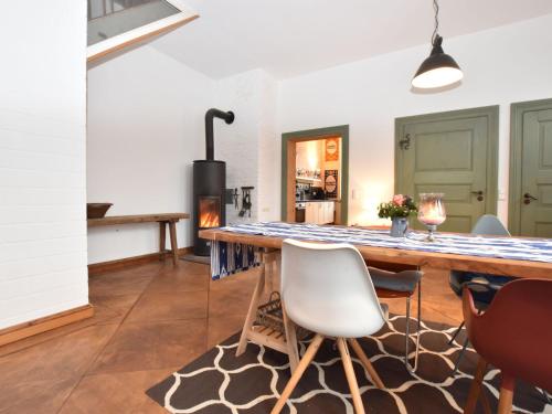Appartement Luxurious Apartment in Steffenshagen with Garden  Steffenshagen