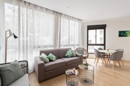 Luxurious flat in Monplaisir district in Lyon 2 min to the metro - Welkeys Lyon france