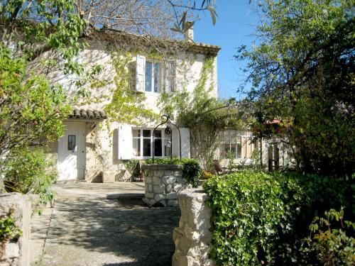 Luxurious Holiday Home in Cavaillon with Private Pool Cavaillon france