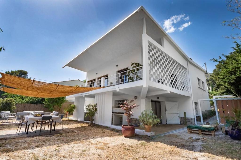 Villa Luxurious modernist architect's house 3-bedrooms with AC - Dodo et Tartine 240 Ancien Chemin de La Valette., 83200 Toulon