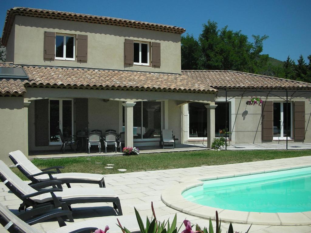 Villa Luxurious Villa in Provence with garden and roofed terrace , 84190 Beaumes-de-Venise