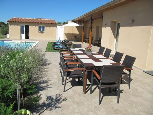 Villa Luxurious Villa in Thermes Magnoac with Heated Pool  Thermes-Magnoac