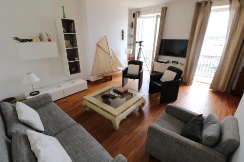 Luxury 1 bedroom Quai St Pierre 2 mins from the Palais & Croisette 269 Cannes france