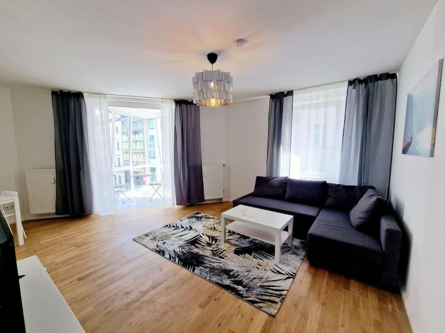 Appartement Luxury 2Rooms apartament in the heart of Berlin 22 11 Oranienburger Straße, 10178 Berlin