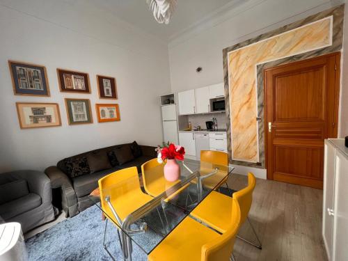 Luxury Apartment Champs-Élysées - HALA PARIS Paris france