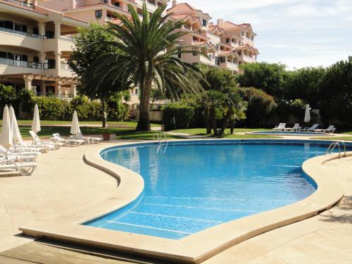 Appartement Luxury Apartment near Cascais Town & Marina Av Manuel  Julio C Costa 33, Cascais Cascais