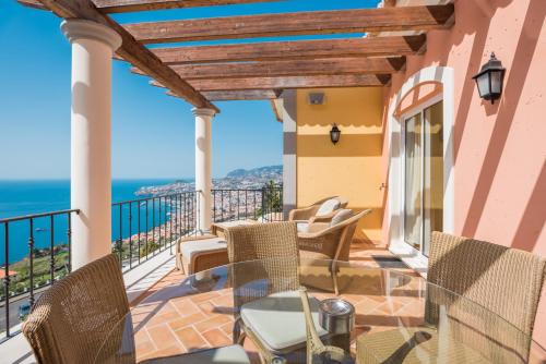 Luxury One Bedroom Palheiro Village by HR Madeira Funchal portugal