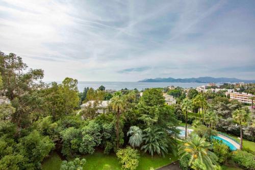 Maison de vacances Luxury penthouse breathtaking sea view 200m2 terrace in the Cannes center 14 avenue Jean de Noailles Résidences Les Lunes Cannes