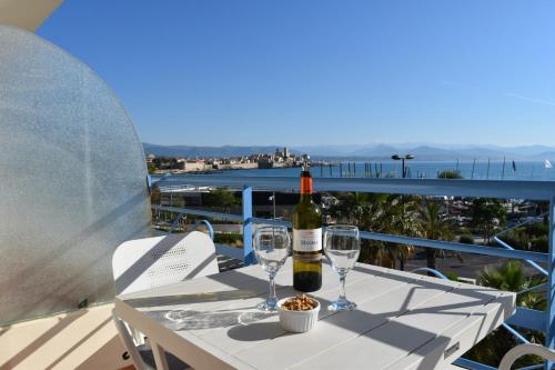 Appartement Luxury Seaview Residence Belvedere, Apt A Appartement A 10 Boulevard James Wyllie Antibes