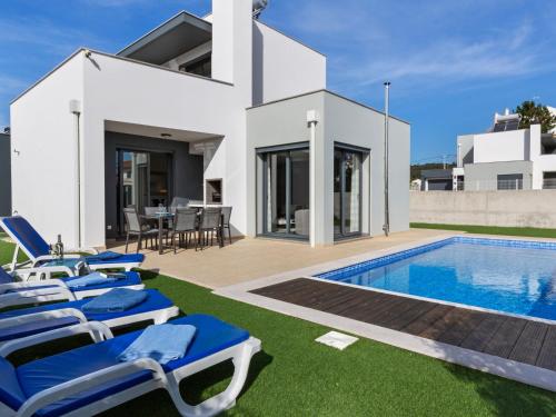 Luxury villa in Foz de Arelho with private swimming pool Foz do Arelho portugal
