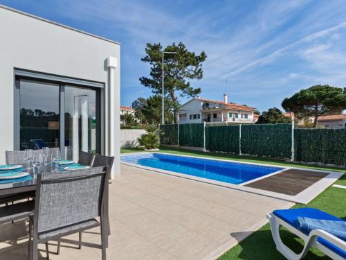 Villa Luxury villa in Foz de Arelho with private swimming pool  Foz do Arelho