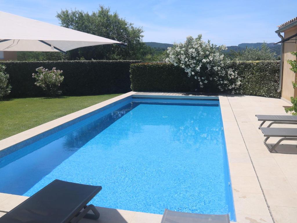 Villa Luxury villa with heated private swimming pool in grounds walking distance from Malauc ne , 84340 Malaucène