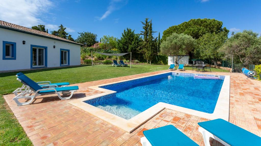 Villa Luxury Villa With Pool in Vineyard Near the Beach Vale do Olival, 8400-000 Porches