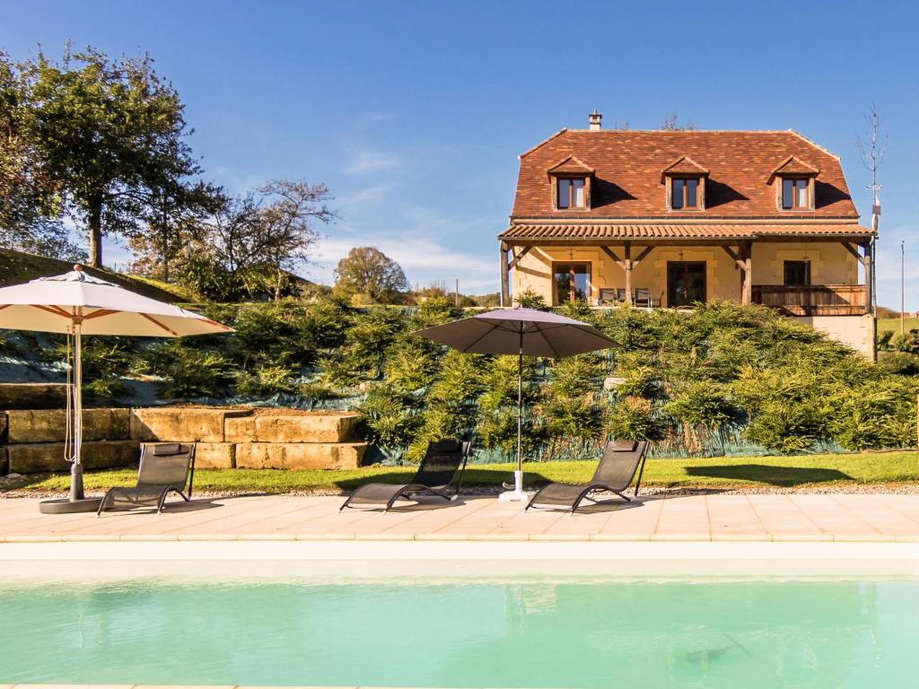 Villa Luxury villa with pool on the edge of Montignac , 24290 Montignac